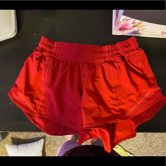 lululemon hotty hot shorts